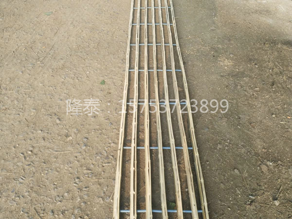 竹鴨床（竹雞床）